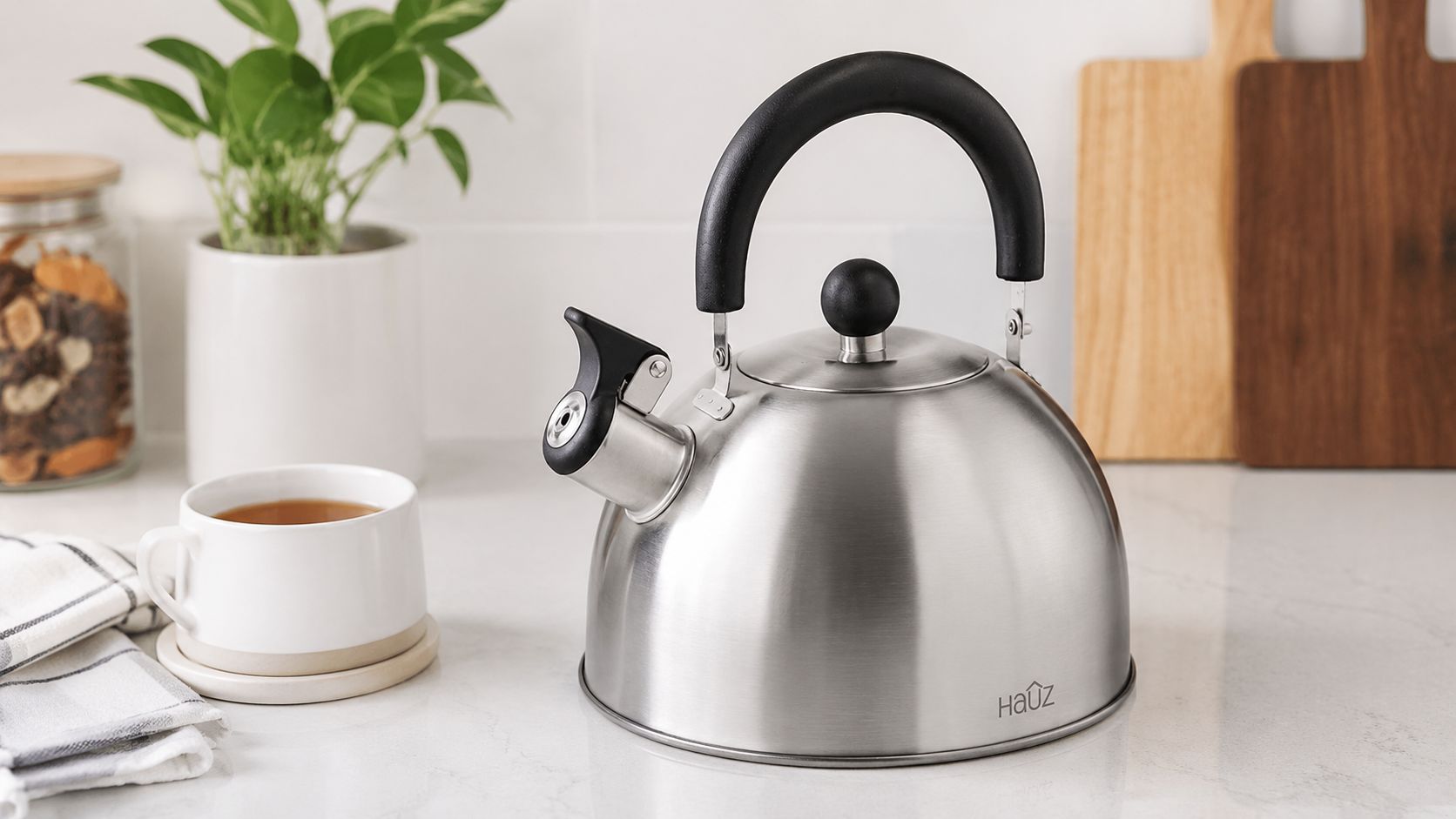 HAUZ AKL1695 Whistling Stovetop Stainless Steel Kettle 2L